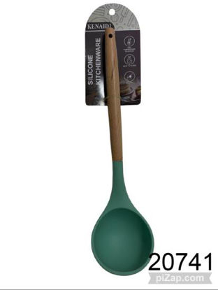 Imagen de CUCHARON DE SILICONA MANGO DE MADERA 31CM VER/ROSA 3.26